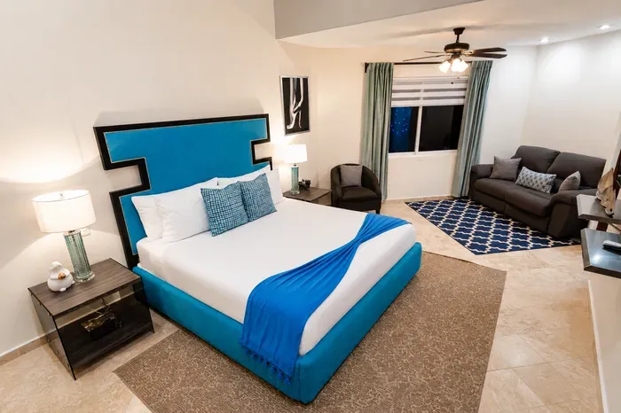 Master Bedroom BF king-size + Queen Sofa-bed