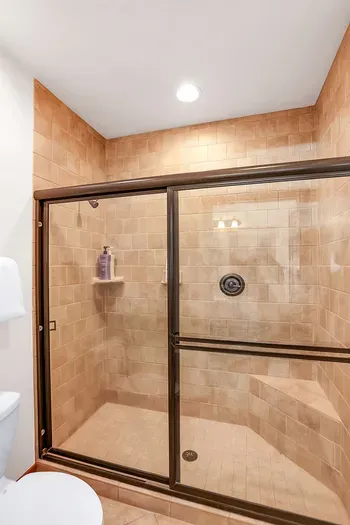 Cozy & Clean: Featuring high-quality toiletries and a clean, modern aesthetic, this bathroom provides a refreshing space to start or end your day.