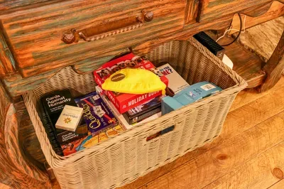 After a day on Payette or in Ponderosa, the great room is your landing pad for wool blankets, snacks, and slow evenings in