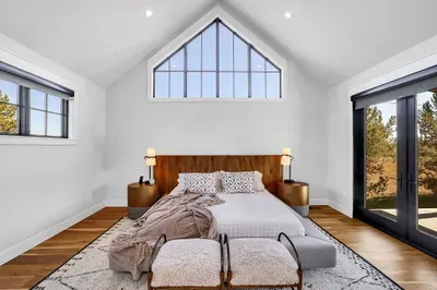 Your main‑level retreat after big mountain days.