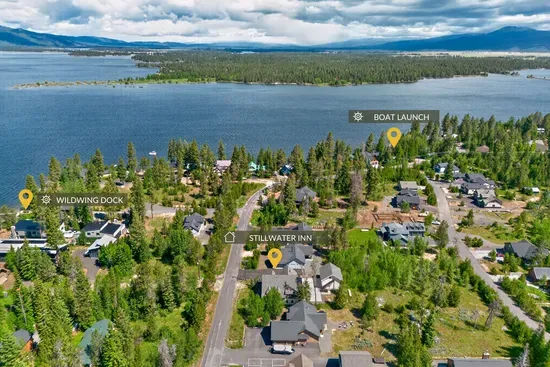 So close to Lake Cascade. Community dock access for loading and unloading your boat or watercraft, with a full boat launch just 1/4 mile away.