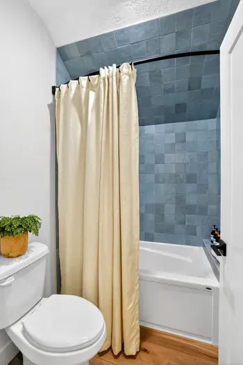 Tub/shower combos in each bathroom are ideal for families with younger children, as well as adults who prefer a long soak at the end of the day.