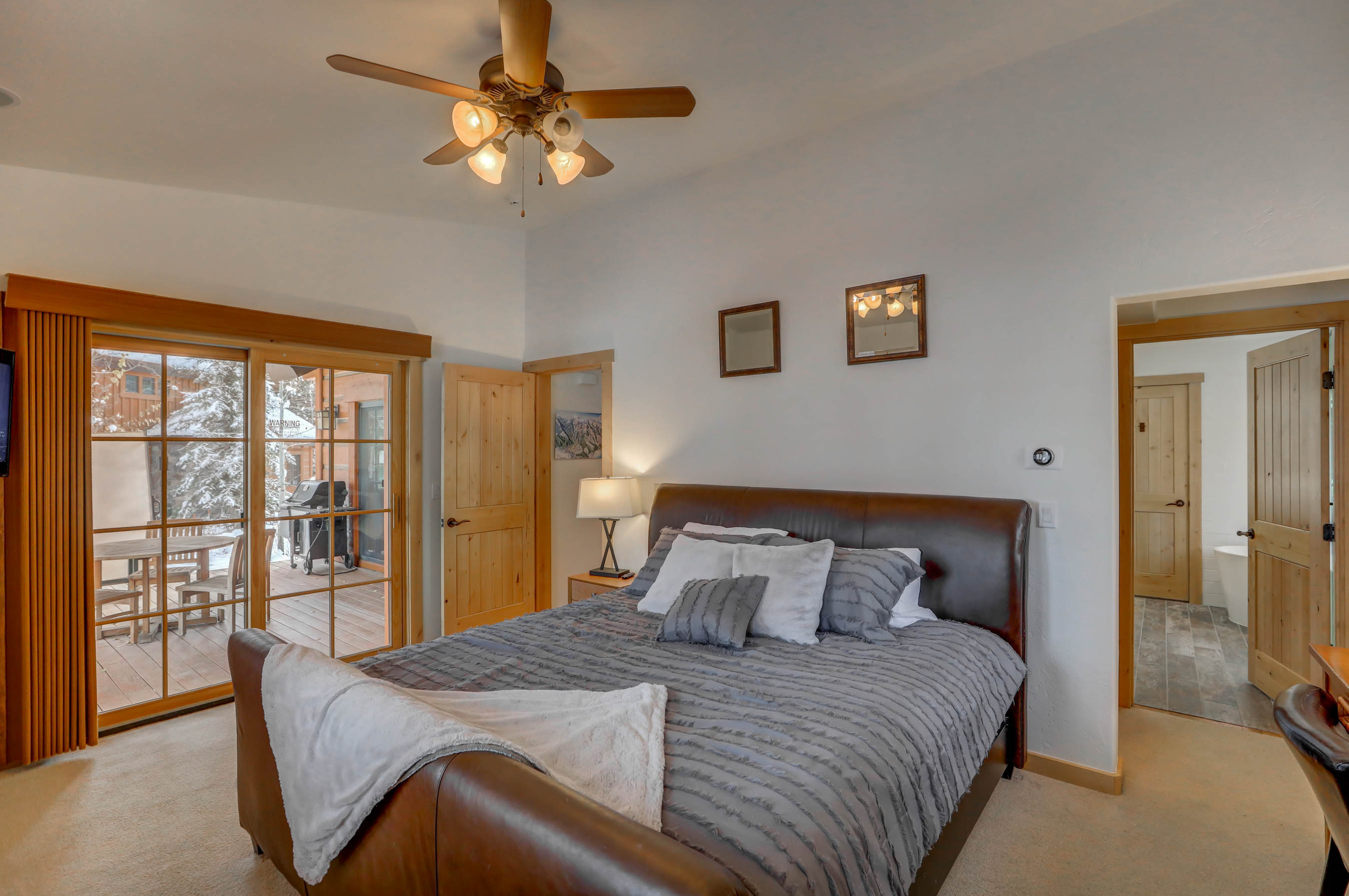 016_Master Suite