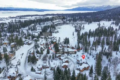 Truly mountain-side: Experience the magic of winter with breathtaking hikes, snowshoeing, and the beauty of Tamarack right at your fingertips