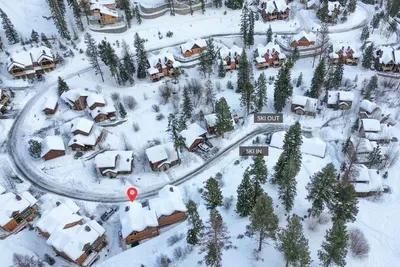 The Trillium neighborhood is a fabulous location in a more private area of the resort, yet central and within walking distance to the Village at Tamarack. Enjoy Lake Cascade, hiking, mountain biking, and lift-serviced downhill biking in the summer, and ski in/out access in the winter
