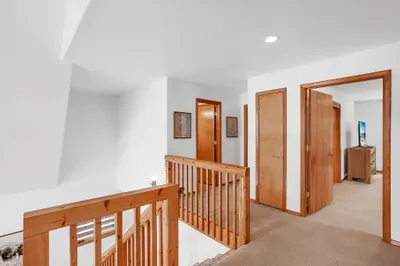 The Back Nine’s smart, two-story layout keeps living spaces on the main floor and all bedrooms upstairs, so early risers and night owls can comfortably share