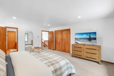 King bedrooms with quality mattresses and crisp linens let couples, friends, and golf buddies truly rest between McCall adventures