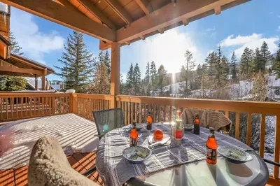 Après isn’t a place, it’s a ritual—this deck is part of it