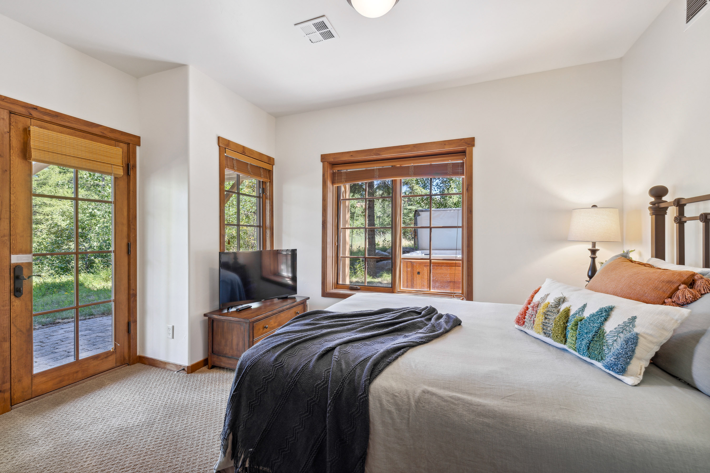 024_Guest Room