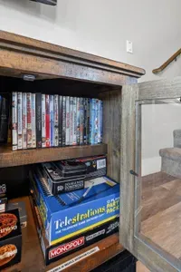 With smart TV streaming, a DVD player, and fast WiFi, you’re set for game days, movie marathons, and chill nights in.
