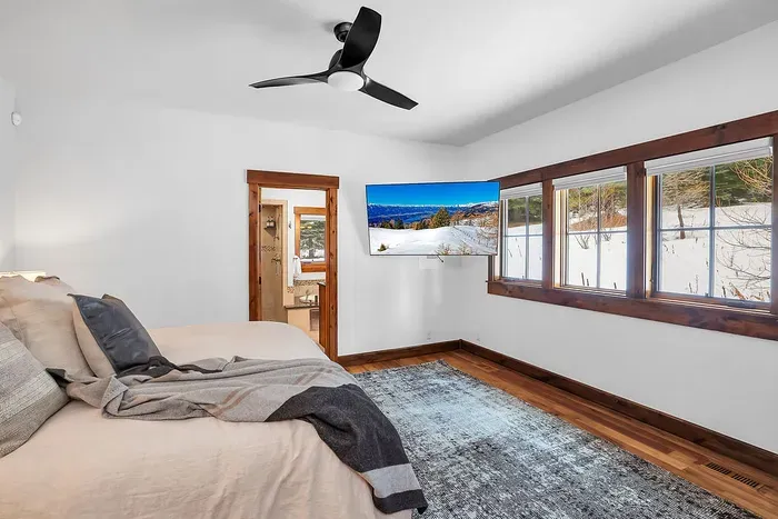 With its own bath, storage, and real breathing room, the secondary suite lets everyone in the group feel like they scored a great bedroom.
