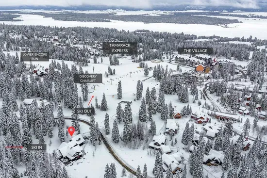 Sugarloaf Summit sits on just over an acre, tucked along the Sugarloaf run with mountain and lake views—private, but an easy walk to Tamarack Village. PRO TIP---Tamarack Resort offers free lift tickets for the Discovery Chairlift and Learning Area
