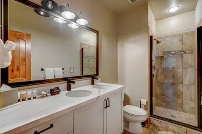 Space for toiletries and still room to move