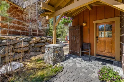 Store your gear in thr convenient ski locker right on the front porch