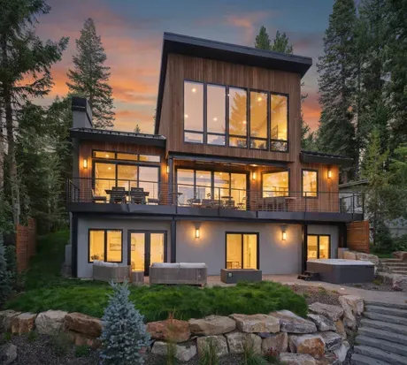 Long days on Payette Lake, soft landings back at Lakefront Luxe.