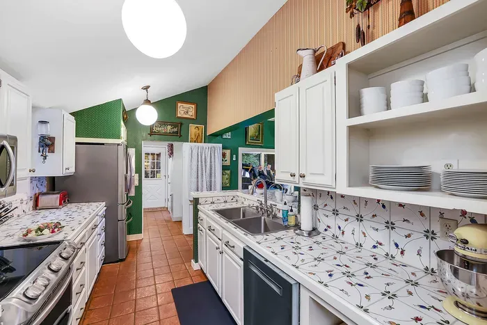 It may be a galley kitchen, but it’s got everything you need and nothing you don’t