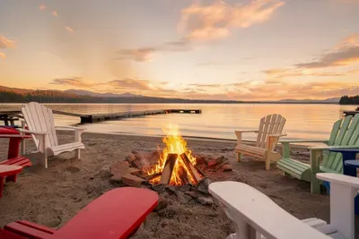 Pull up a chair, kick off your shoes, and sink into lake time.
