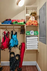 The Outpost is stocked for adventure! Beach towels, camping chair, trekking poles, 2 pairs of snowshoes, pickleball set, inflatables, + two adult life jackets provided. Large dog bed, stake + cable, + food/water dish available for Fido!