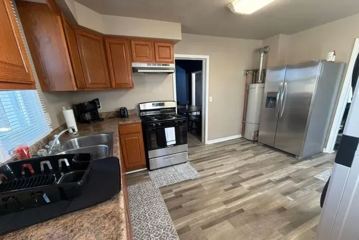 Simple 1BR with Laundry — Pets Welcome - image 7 of 9