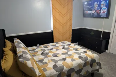 5BR Pool House + Game Room near Sports Park