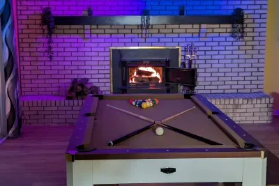 5BR Pool House + Game Room near Sports Park