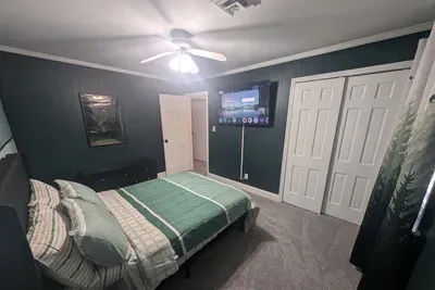 5BR Pool House + Game Room near Sports Park
