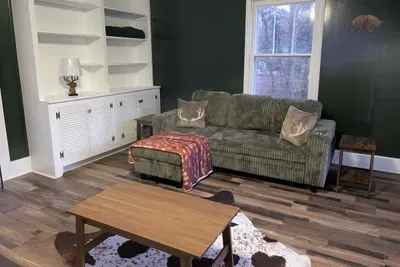 Quiet 2BR near USI and Burdette Park