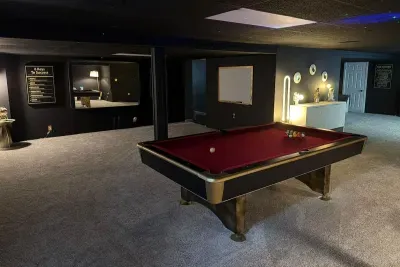Pool Home with Entertainment Room — 6BR in Evansville, IN