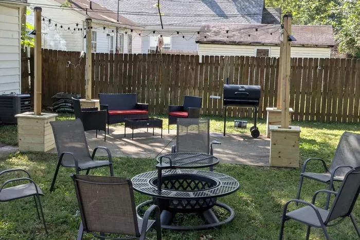 Cozy 2BR with Fenced Yard — Near Ford Center - image 15 of 16