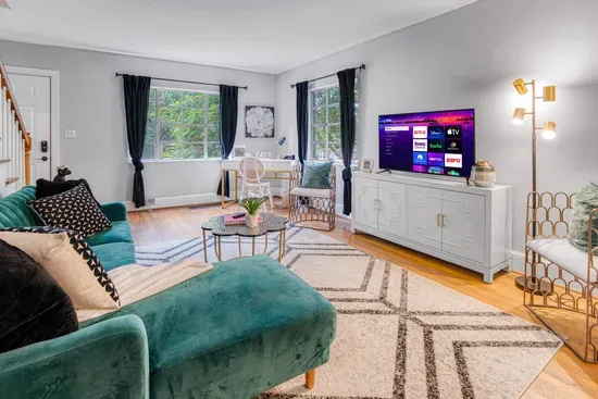 Prime Dilworth Getaway | Minutes to Everything!