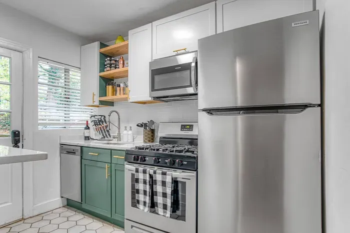 Prime Dilworth Getaway | Minutes to Everything! - image 5 of 29