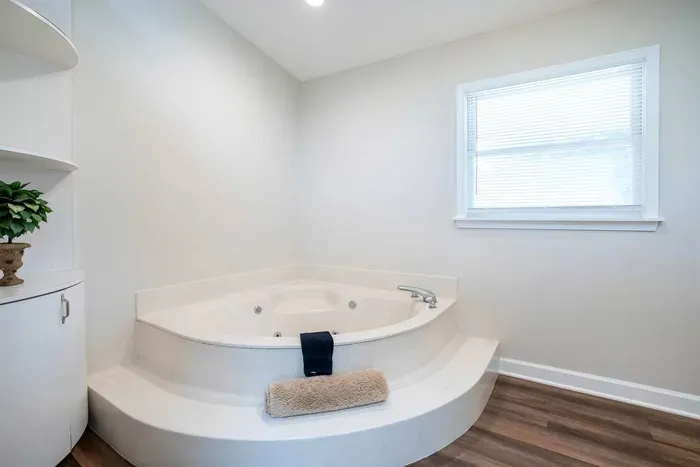 Heated Pool | Hot Tub | Game Rm | Lakefront Views! - image 35 of 57