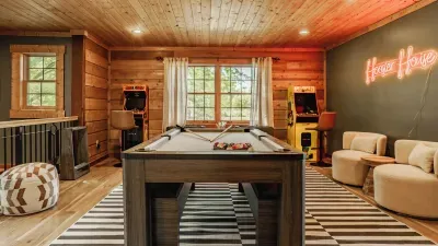 Pickleball/Bball, Hot Tub, Movie Theater, Game Rm! - image 102 of 111