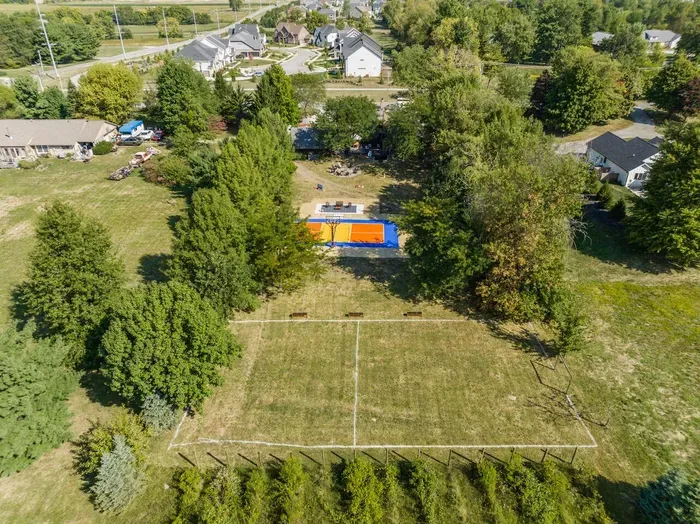 Pickleball/Bball, Hot Tub, Movie Theater, Game Rm! - image 9 of 100