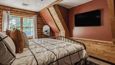 Pickleball/Bball, Hot Tub, Movie Theater, Game Rm! - image 110 of 111