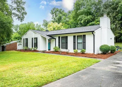 Vibrant South CLT Oasis | 3BRs | Patio | Fire Pit - image 44 of 47