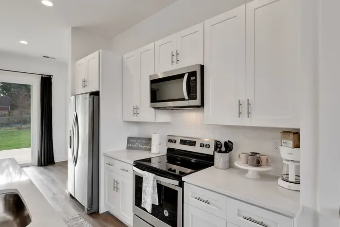 Fully equipped with functional and modern appliances