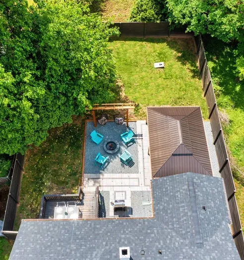 An amazing unique private space to wind down, enjoy company and relax...