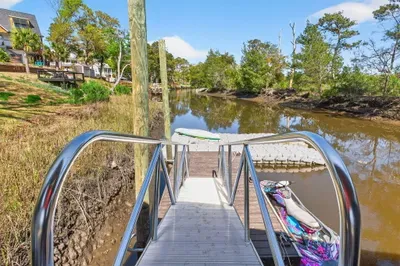 Harbor Lights Resort - image 92 of 98