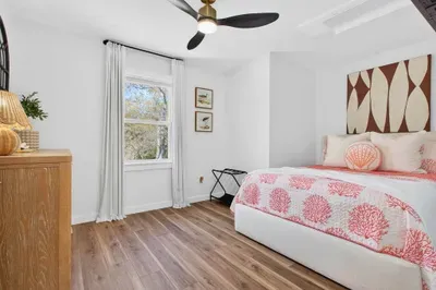 Harbor Lights Resort - image 72 of 98