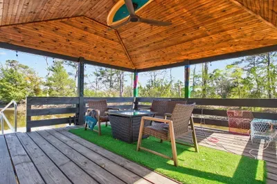 Harbor Lights Resort - image 93 of 98