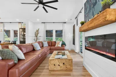 Harbor Lights Resort - image 2 of 98