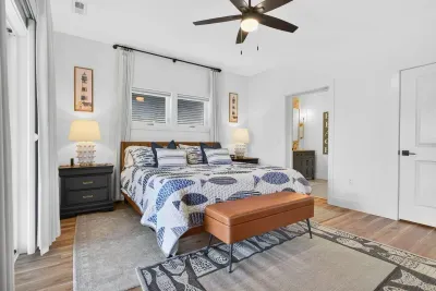 Harbor Lights Resort - image 33 of 98