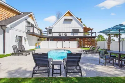 Harbor Lights Resort - image 12 of 98