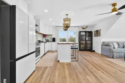 Harbor Lights Resort - image 62 of 98