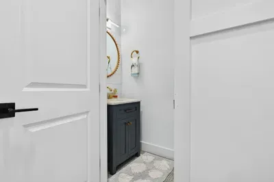 Harbor Lights Resort - image 31 of 98