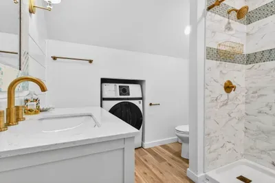 Harbor Lights Resort - image 77 of 98