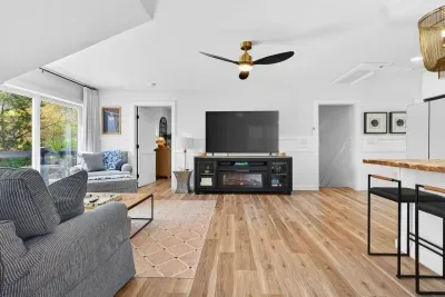 Harbor Lights Resort - image 69 of 98