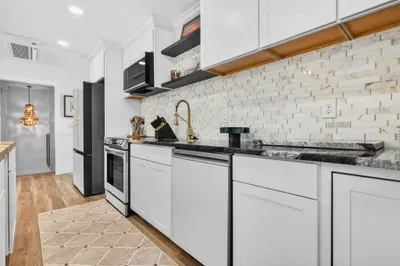 Harbor Lights Resort - image 65 of 98