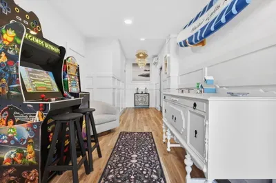 Harbor Lights Resort - image 51 of 98